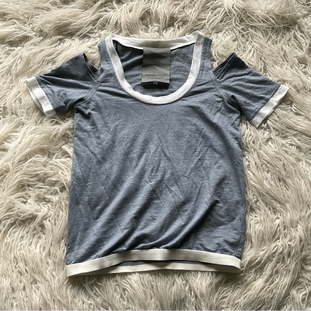 NATALIJA JANSONE Cold‎ Shoulder T